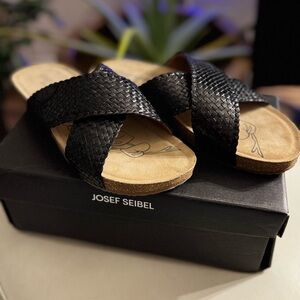Josef Seibel Black Leather Sandals, 41 (10)